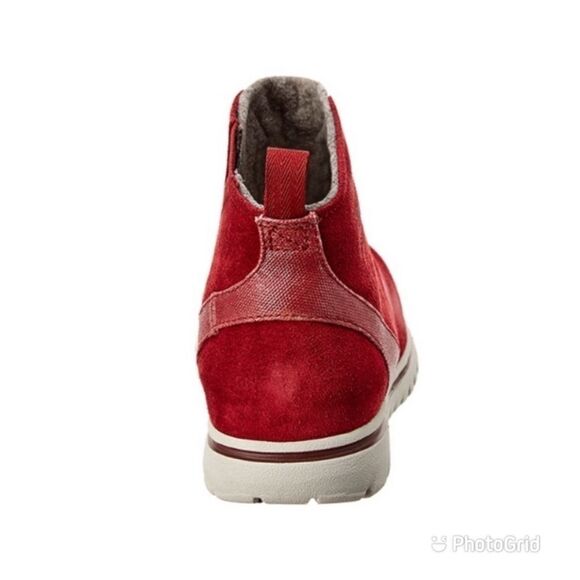 Sorel Cozy Short Snow Boot - Picture 2 of 12